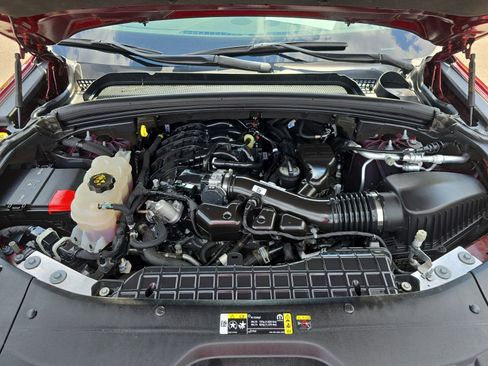 Used 2024 Jeep Grand Cherokee Altitude image 31