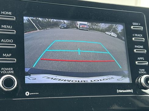 Used 2024 Toyota Camry SE image 26