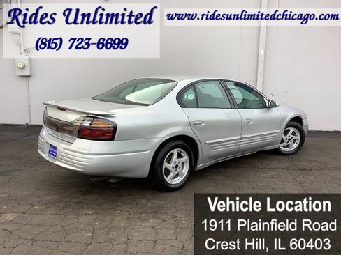 Used 2003 Pontiac Bonneville SE image 5