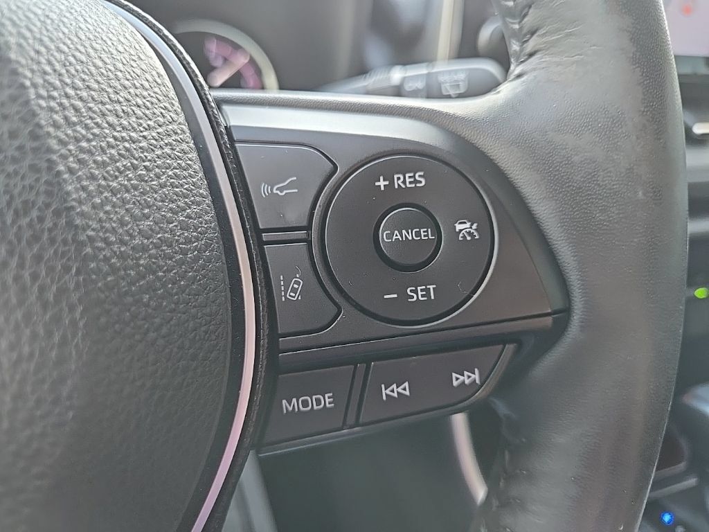 Used 2019 Toyota RAV4 Limited w/ Cold Weather Package AWD/4WD image 45