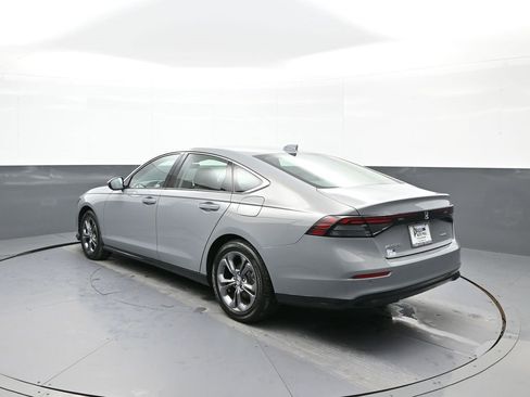 Certified 2025 Honda Accord EX-L image 8