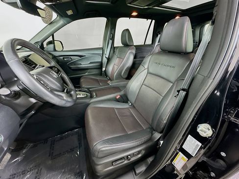 Used 2022 Honda Pilot Black Edition image 28