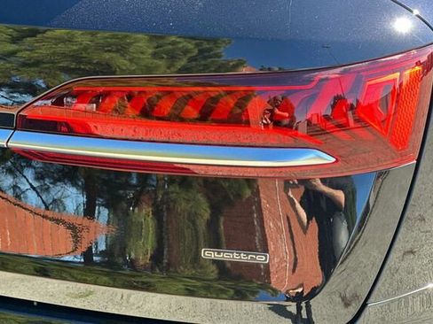 Used 2021 Audi Q7 3.0T Premium w/ Convenience Package image 39