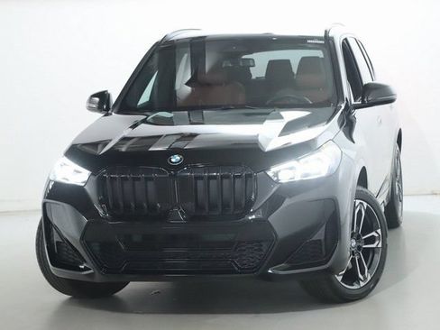 Used 2026 BMW X1 xDrive28i AWD/4WD image 3
