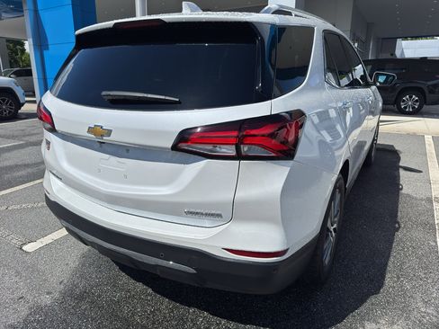Used 2024 Chevrolet Equinox Premier FWD image 5