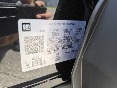New 2026 Chevrolet Trax RS w/ Sunroof Package FWD image 35