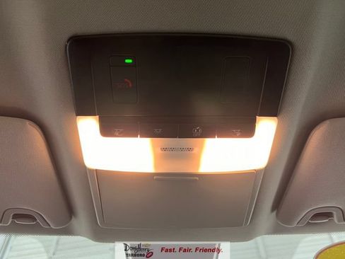 Used 2025 Nissan Altima 2.5 SV FWD image 48
