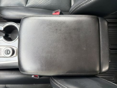 Used 2017 Nissan Pathfinder SL image 49