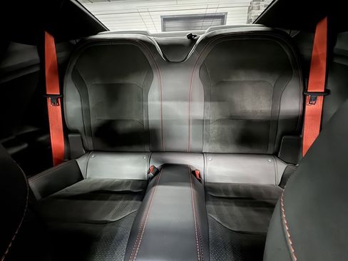 Used 2022 Chevrolet Camaro ZL1 RWD image 27