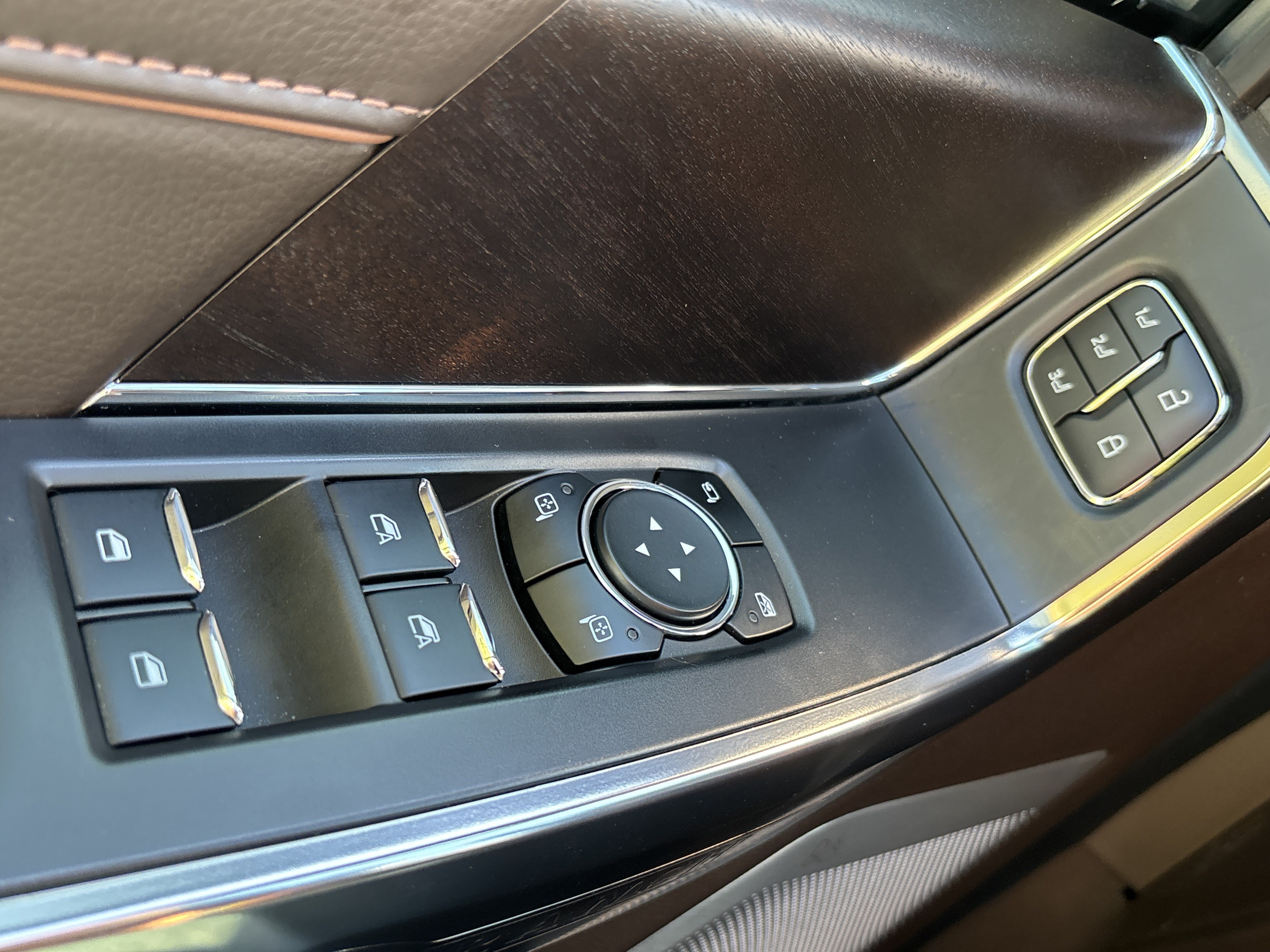 Used 2023 Ford F150 King Ranch w/ Equipment Group 601A High AWD/4WD image 11