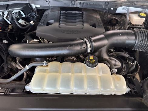 Used 2022 Ford F150 XLT image 6