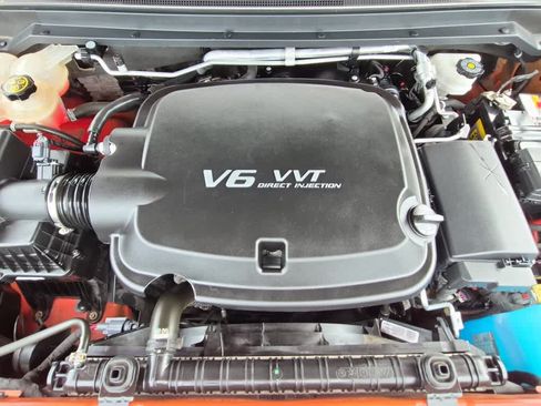 Used 2020 Chevrolet Colorado Z71 AWD/4WD image 19