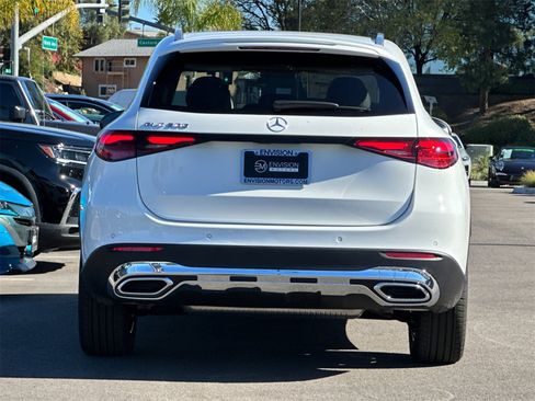 New 2026 Mercedes-Benz GLC 300 image 4