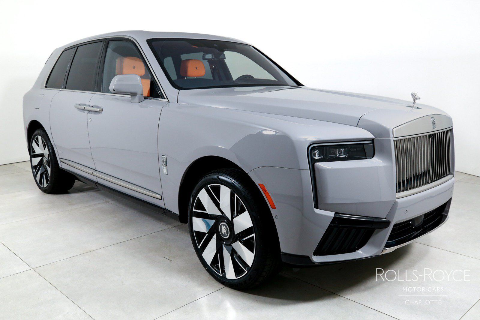 New 2027 Rolls-Royce Cullinan AWD/4WD image 6