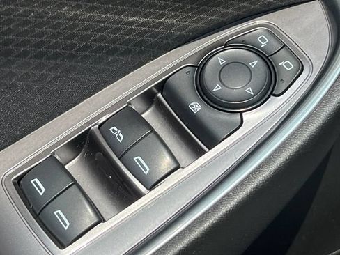 Used 2020 Chevrolet Malibu LT FWD image 14