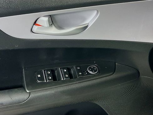 Certified 2024 Kia Forte LXS image 10