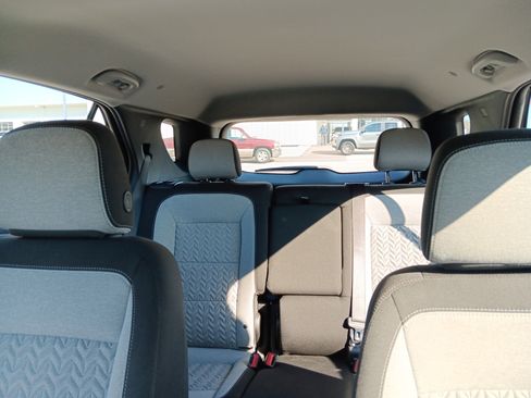 Used 2024 Chevrolet Equinox LS image 28