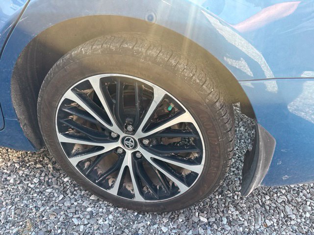 Used 2019 Toyota Camry SE w/ Convenience Package FWD image 8