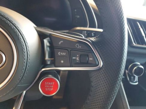 Used 2018 Audi R8 V10 RWD image 21