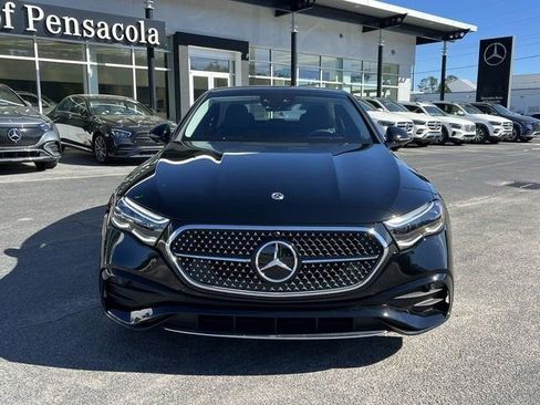 Used 2024 Mercedes-Benz E 350 4MATIC Sedan image 8