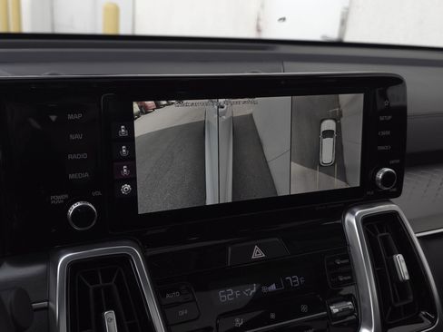 Used 2021 Kia Sorento SX image 24