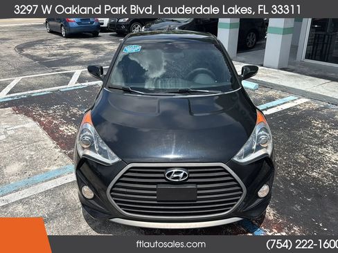 Used 2016 Hyundai Veloster Turbo FWD image 3