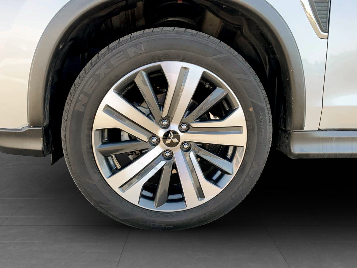 Used 2024 Mitsubishi Outlander Sport ES AWD/4WD image 11