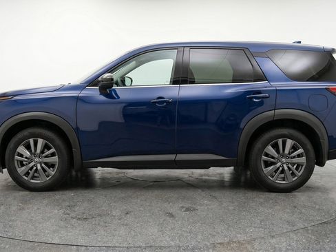 Used 2025 Nissan Pathfinder SV FWD image 4