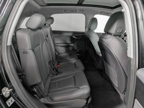 Used 2023 Audi Q7 2.0T Premium Plus w/ Premium Plus Package AWD/4WD image 24