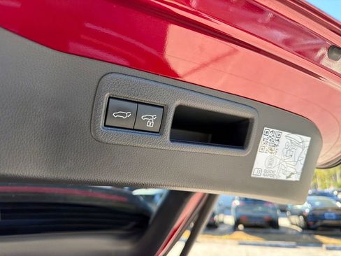 Used 2024 Toyota Venza Nightshade image 35