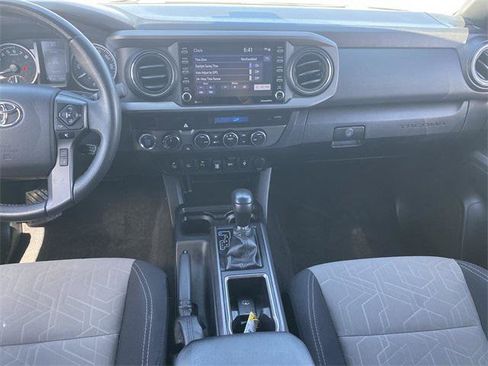 Certified 2022 Toyota Tacoma TRD Off-Road w/ Technology Package AWD/4WD image 24