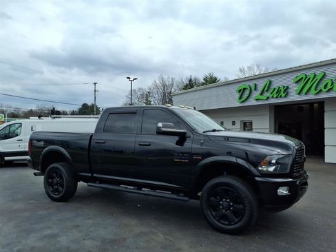 Used 2017 RAM 2500 Big Horn w/ Sport Appearance Group image 4