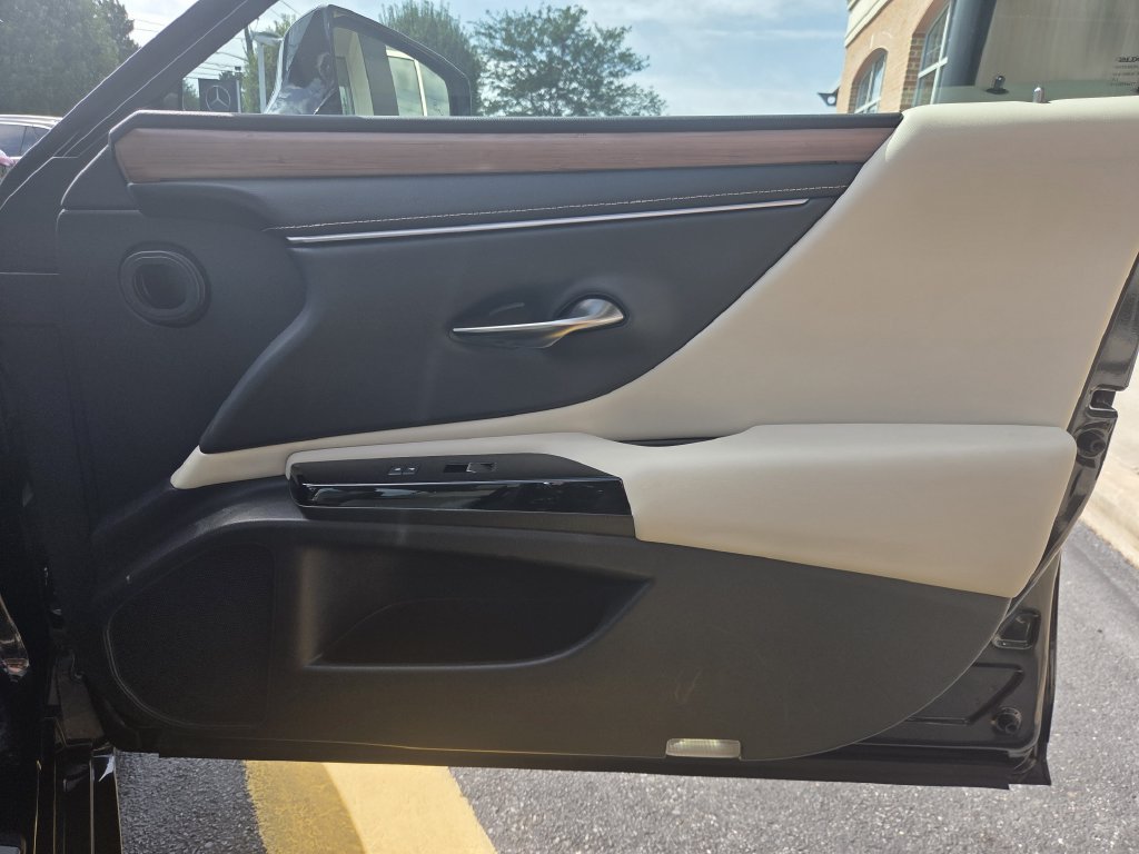 Used 2023 Lexus ES 350 w/ Premium Package FWD image 33