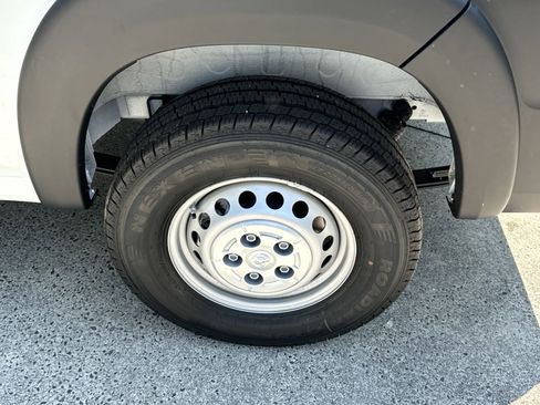 New 2024 RAM ProMaster 1500 w/ Convenience Group image 9