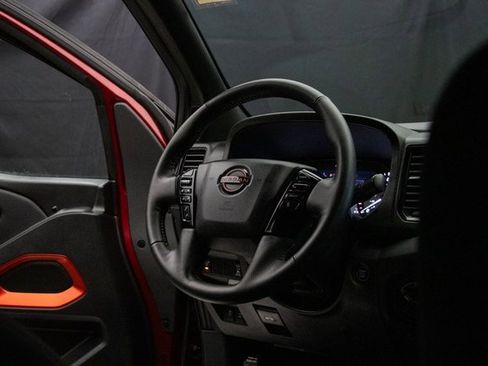 Used 2023 Nissan Frontier PRO-4X w/ Pro Convenience Package image 15