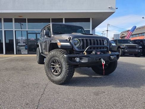 Certified 2025 Jeep Wrangler Unlimited Rubicon 392 image 2