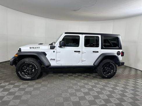 Used 2023 Jeep Wrangler Unlimited w/ Cold Weather Group image 6
