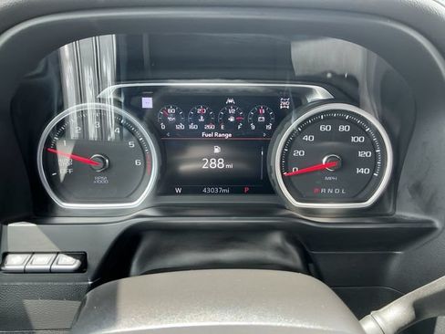 Used 2021 Chevrolet Silverado 1500 LTZ w/ Technology Package AWD/4WD image 11