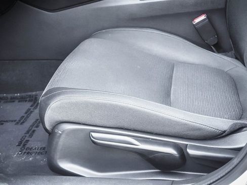 Used 2021 Honda Insight EX image 11