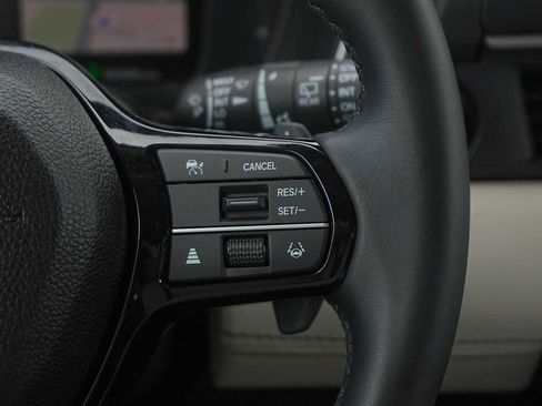 Used 2026 Honda Pilot EX-L image 18
