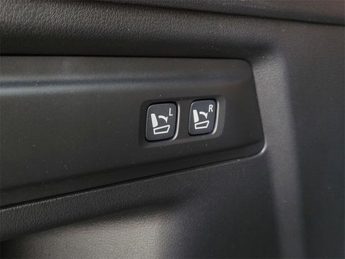 Certified 2025 MAZDA CX-70 3.3 Turbo S w/ Premium Plus image 36