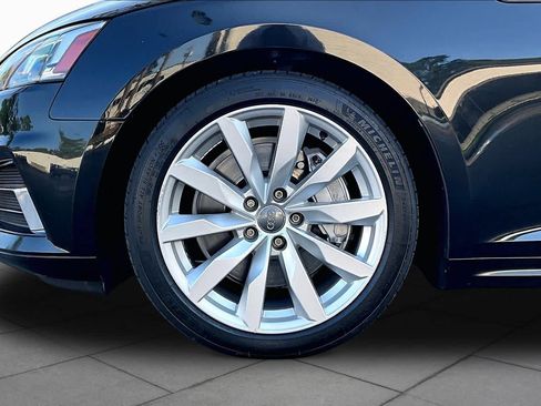 Used 2018 Audi A5 2.0T Premium Plus w/ Premium Plus AWD/4WD image 11