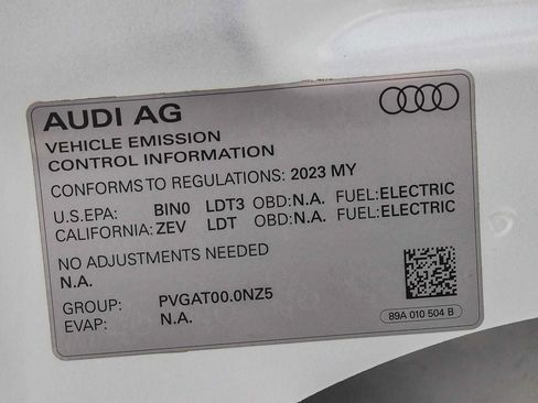 Used 2023 Audi Q4 e-tron Premium w/ Convenience Package AWD/4WD image 29