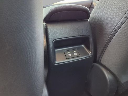 Used 2024 Toyota Corolla LE FWD image 24