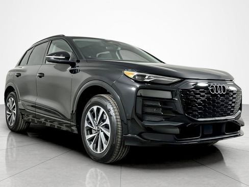 New 2025 Audi Q6 e-tron Premium AWD/4WD image 2