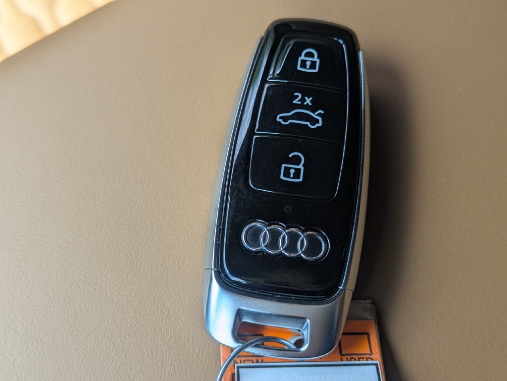 Used 2025 Audi RS Q8 performance w/ Executive Package AWD/4WD image 38