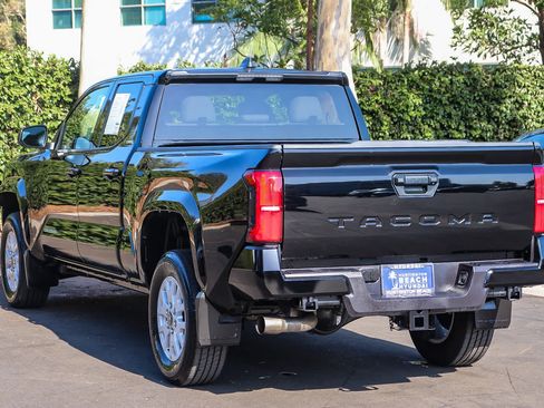 Used 2025 Toyota Tacoma SR5 RWD image 8