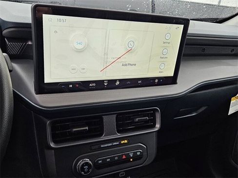 New 2025 Ford Maverick XLT w/ Black Appearance Package image 18