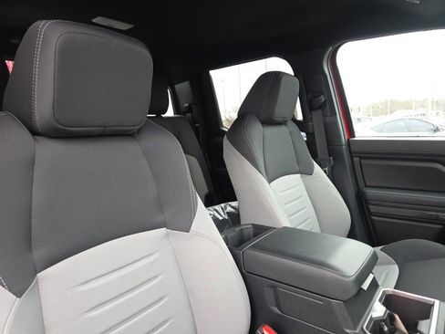 New 2025 Toyota Tacoma TRD Off-Road image 9