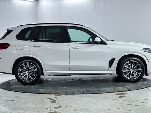 New 2026 BMW X5 xDrive50e w/ M Sport Package image 8